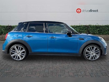 Used MINI Hatch 2022 for sale - 76448603: Photo