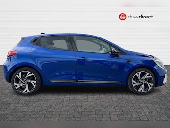 Used Renault Clio 2023 for sale - 78731372: Photo