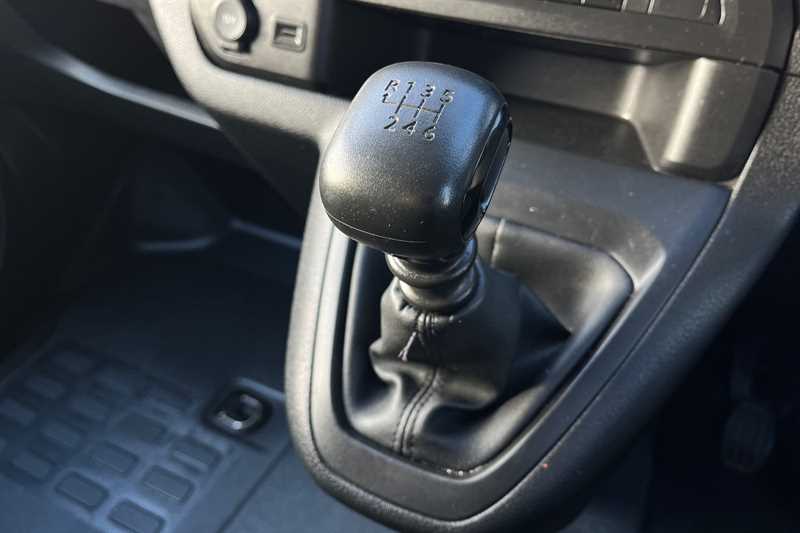 Used Vauxhall Vivaro 2023 for sale - 77828632: Photo 42