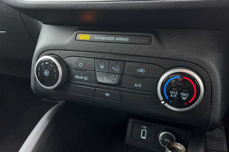 Used Ford Focus 2019 for sale - 76125047: Photo 15