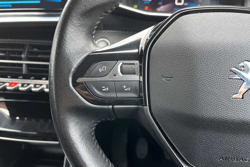 Used Peugeot 2008 2020 for sale - 76516710: Photo 21