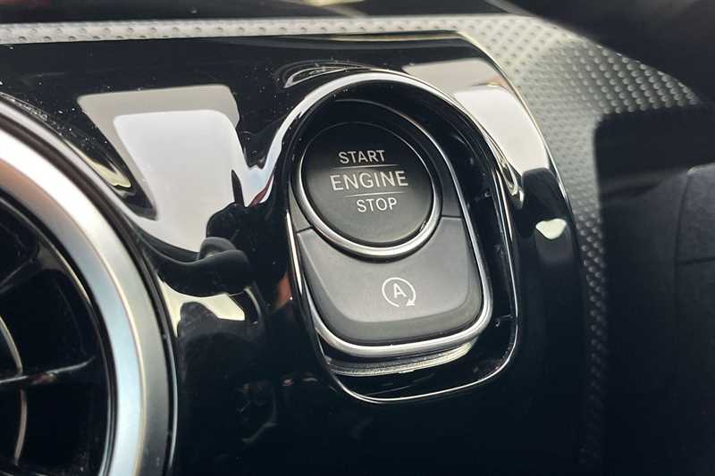 Used Mercedes-Benz A-Class 2019 for sale - 76524285: Photo 42