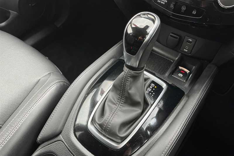 Used Nissan X-Trail for sale - 76463713: Photo 41