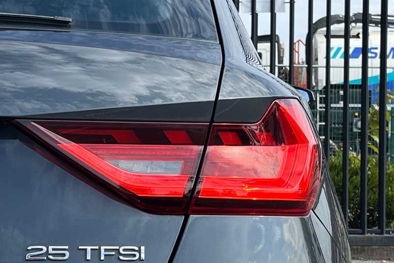 Used Audi A1 2019 for sale - 76524564: Photo 32