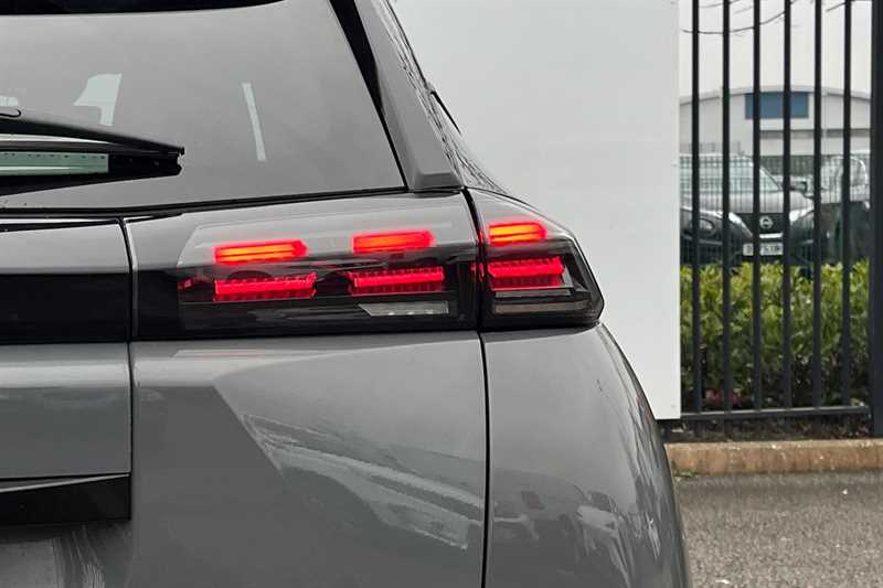 Used Peugeot 2008 2024 for sale - 78221839: Photo 32