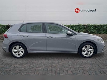 Used Volkswagen Golf 2022 for sale - 76891375: Photo