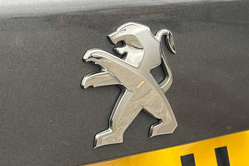 Used Peugeot 2008 2021 for sale - 76944921: Photo 38