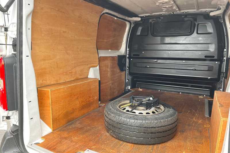 Used Vauxhall Vivaro 2023 for sale - 77795832: Photo 38