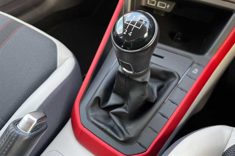 Used Volkswagen Polo 2020 for sale - 77887096: Photo 41