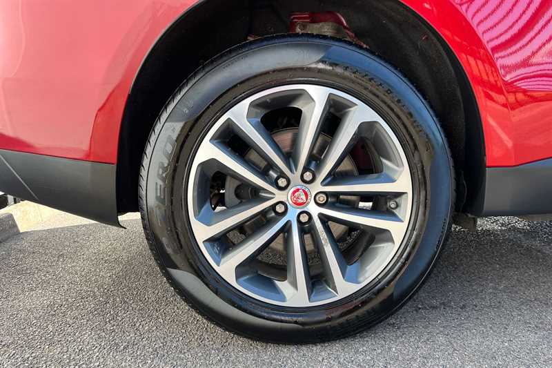 Used Jaguar F-Pace 2018 for sale - 76529469: Photo 12