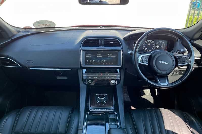 Used Jaguar F-Pace 2018 for sale - 76529469: Photo 13