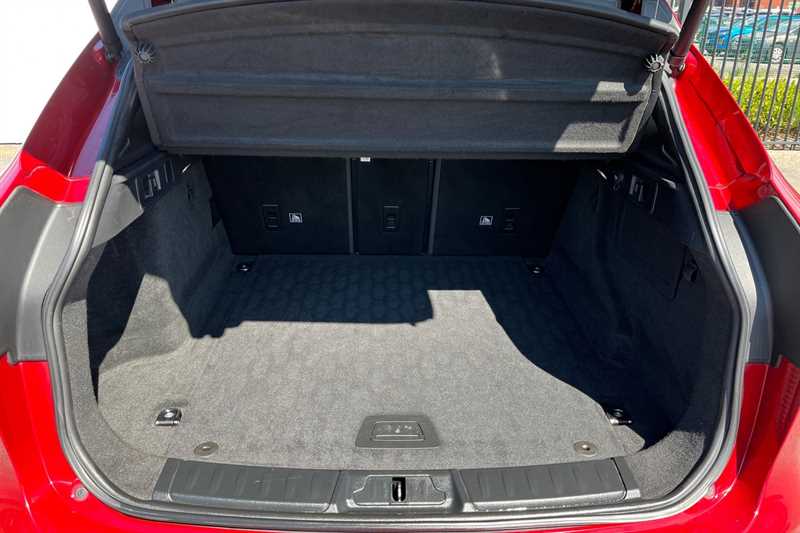 Used Jaguar F-Pace 2018 for sale - 76529469: Photo 25