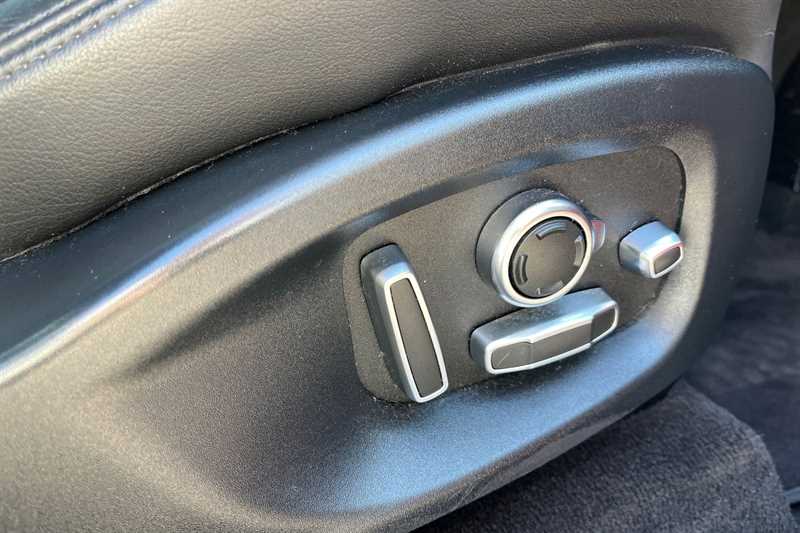 Used Jaguar F-Pace 2018 for sale - 76529469: Photo 26