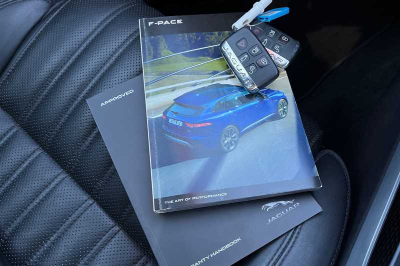 Used Jaguar F-Pace 2018 for sale - 76529469: Photo 36