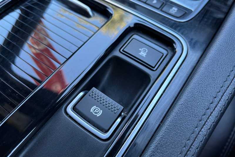 Used Jaguar F-Pace 2018 for sale - 76529469: Photo 43