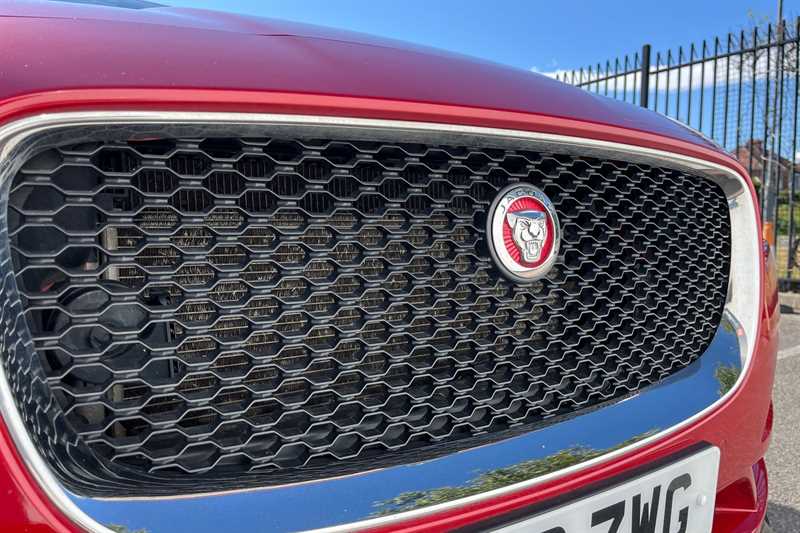 Used Jaguar F-Pace 2018 for sale - 76529469: Photo 48