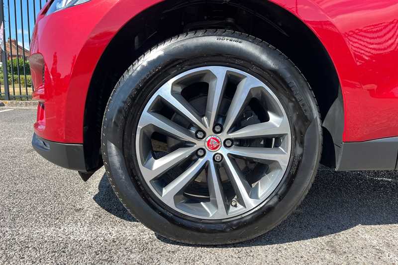 Used Jaguar F-Pace 2018 for sale - 76529469: Photo 9