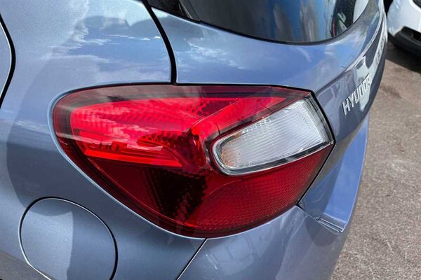 Used Hyundai i10 2025 for sale - 76176455: Photo 31
