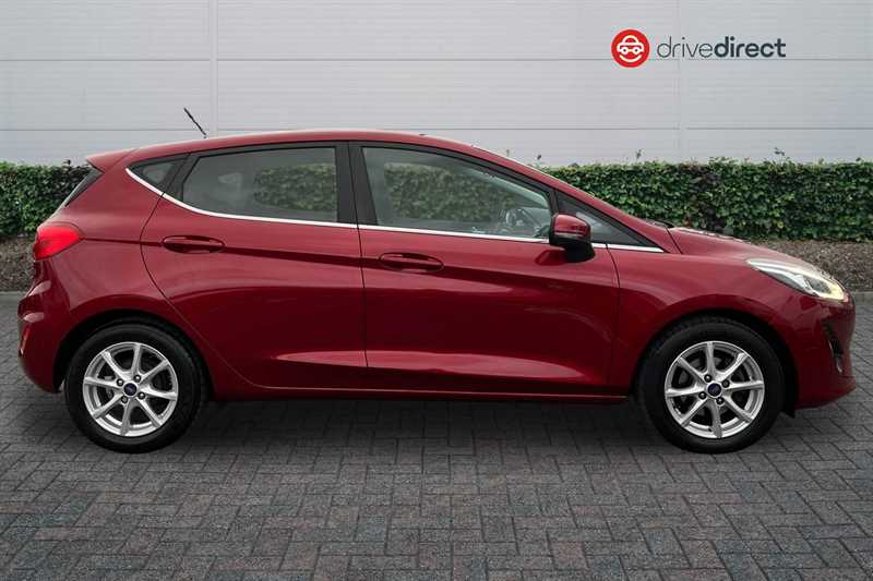 Used Ford Fiesta 2017 for sale - 76524512: Photo 2