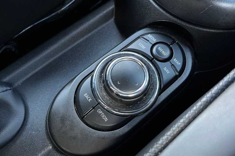 Used MINI Hatch 2022 for sale - 76525409: Photo 42