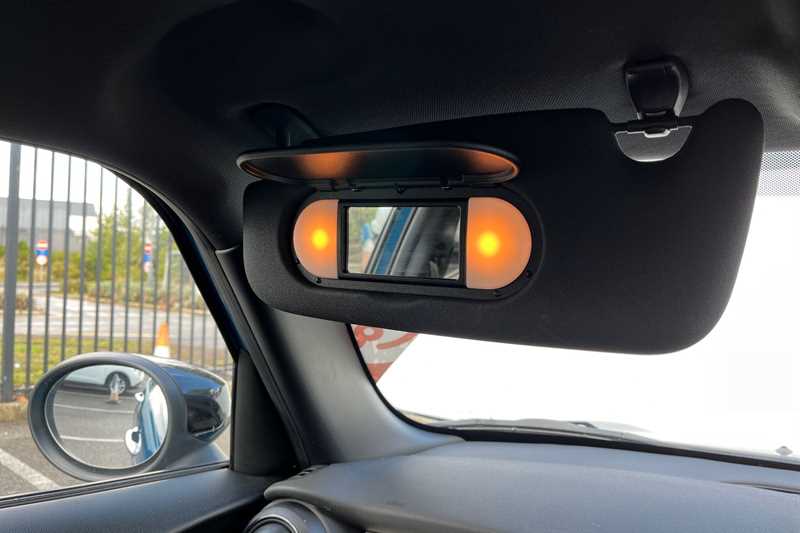 Used MINI Hatch 2022 for sale - 76525409: Photo 45