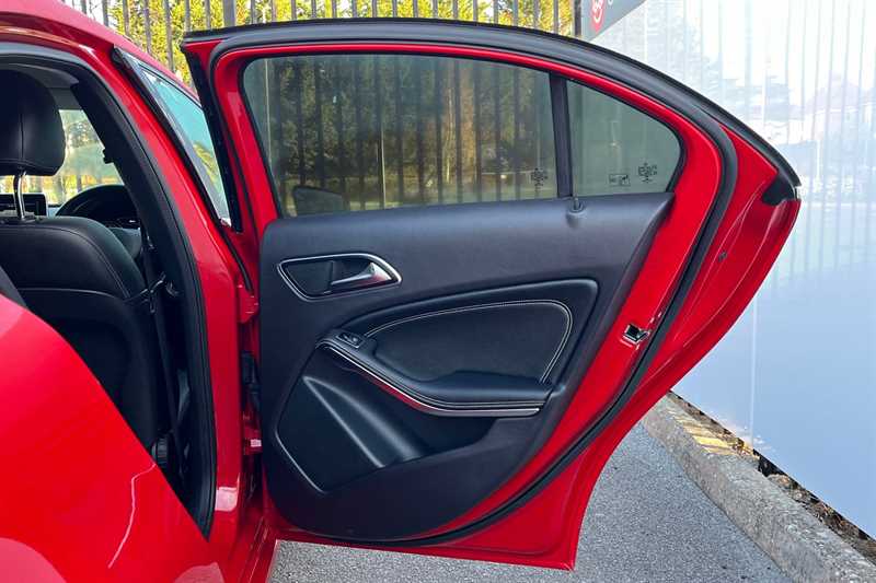 Used Mercedes-Benz A-Class 2018 for sale - 76448146: Photo 39