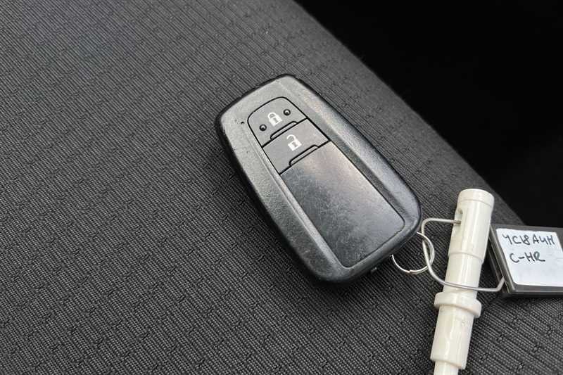 Used Toyota C-HR 2018 for sale - 78188817: Photo 36