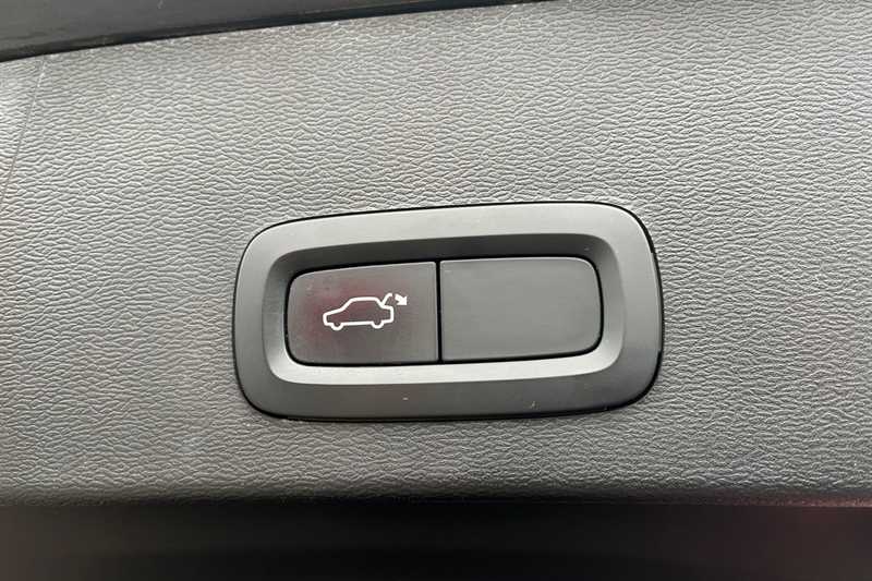 Used Volvo XC40 2022 for sale - 77554050: Photo 38