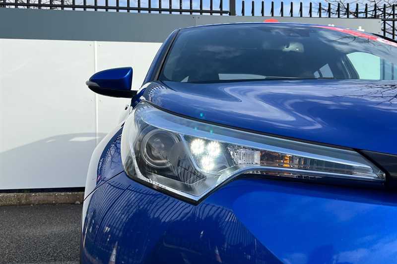 Used Toyota C-HR 2018 for sale - 77757636: Photo 28