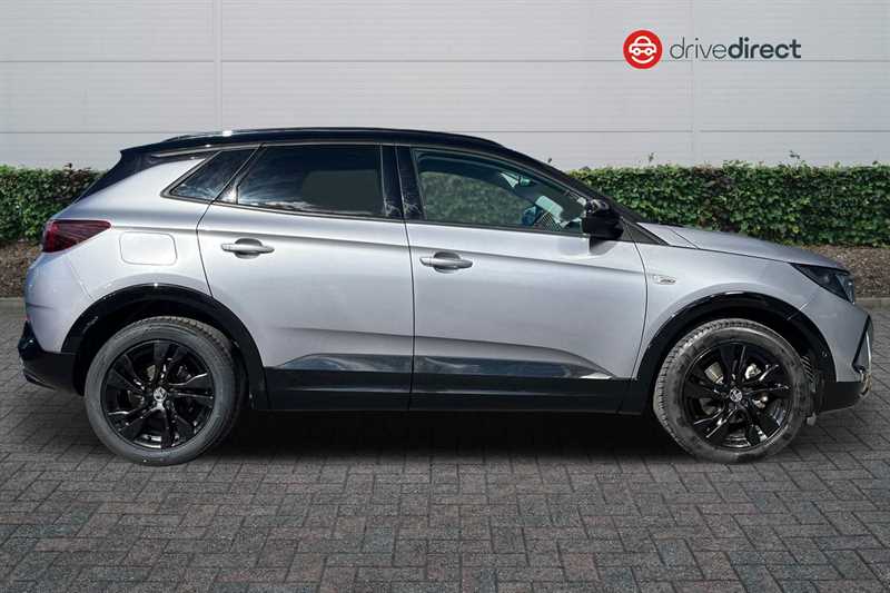 Used Vauxhall Grandland 2023 for sale - 76945032: Photo 2