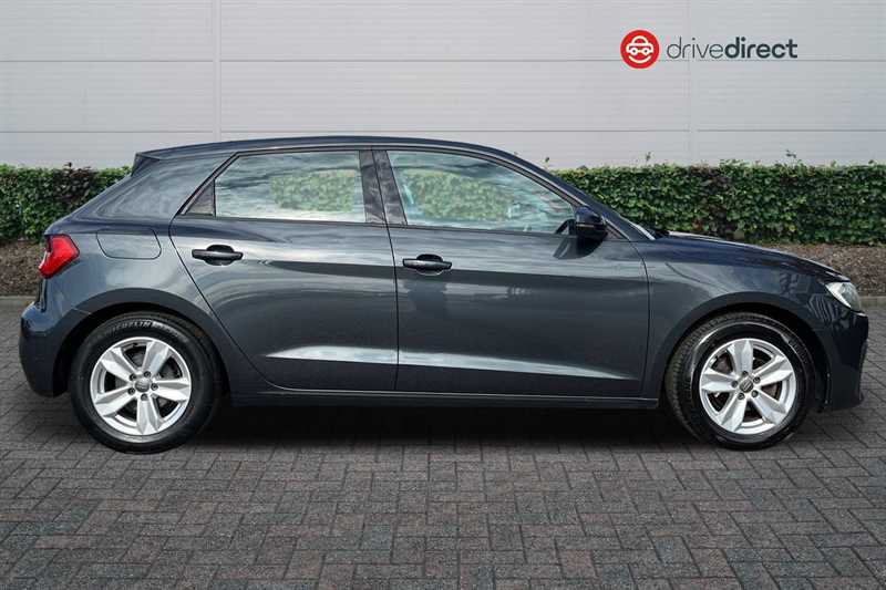 Used Audi A1 2019 for sale - 76463503: Photo 2