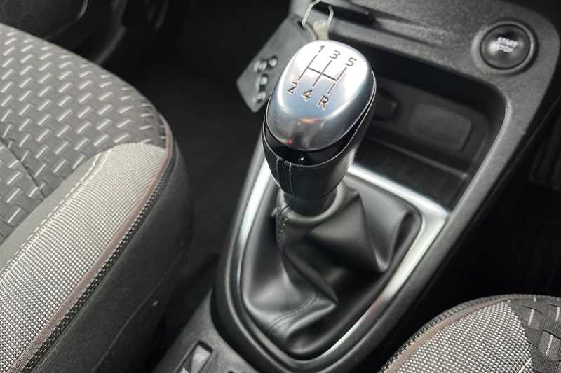 Used Renault Captur 2018 for sale - 77481216: Photo 39