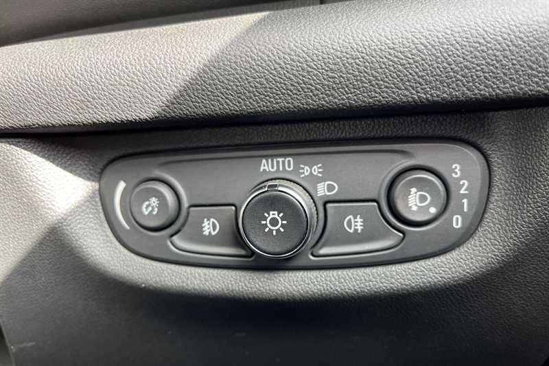 Used Vauxhall Insignia 2020 for sale - 76525110: Photo 43