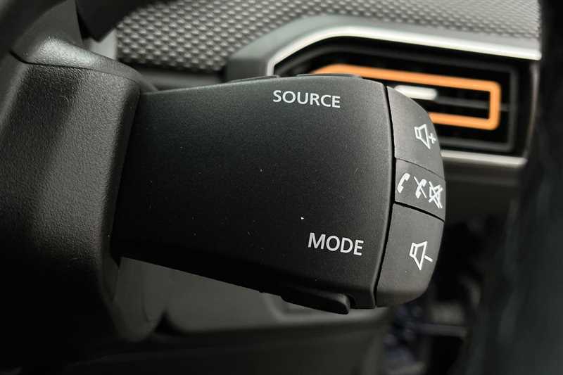 Used Dacia Sandero Stepway 2022 for sale - 77416122: Photo 44