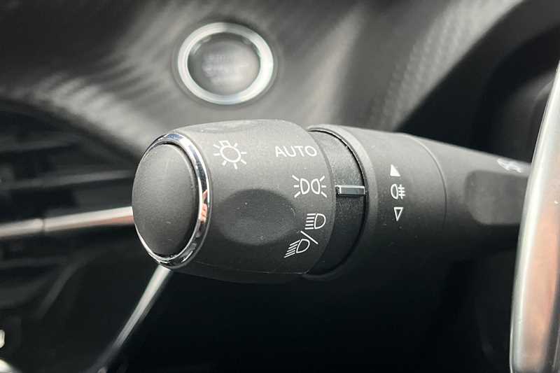 Used Peugeot 2008 2024 for sale - 77943961: Photo 43