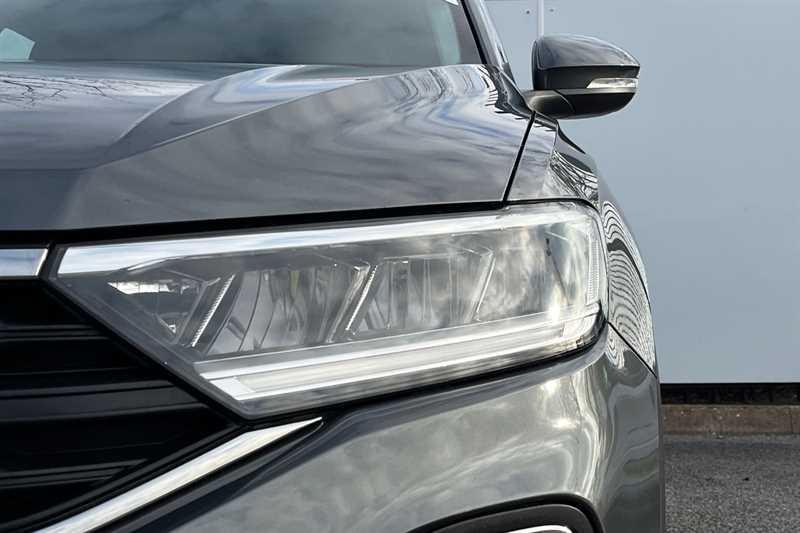 Used Volkswagen T-Roc 2022 for sale - 77075979: Photo 29