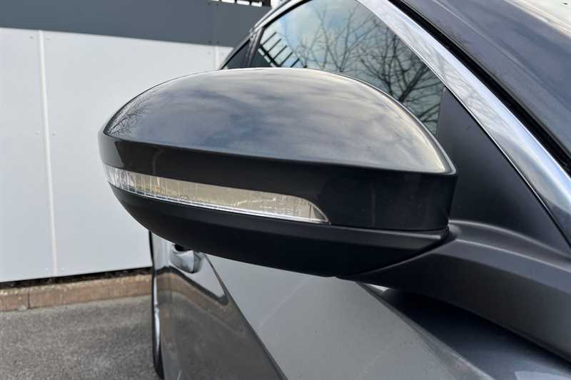 Used Volkswagen T-Roc 2022 for sale - 77075979: Photo 34