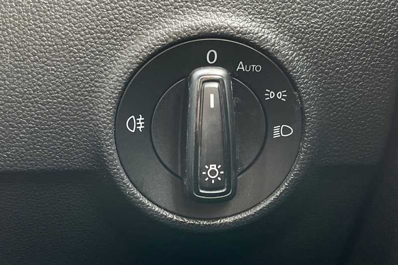 Used Volkswagen T-Roc 2022 for sale - 77075979: Photo 41