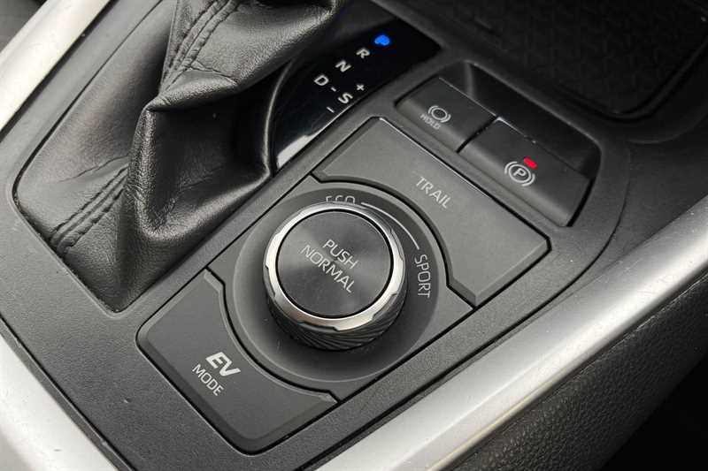 Used Toyota RAV4 2019 for sale - 77481884: Photo 42