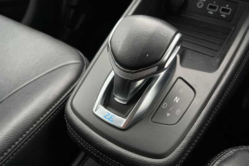 Used Renault Zoe 2020 for sale - 77929617: Photo 40