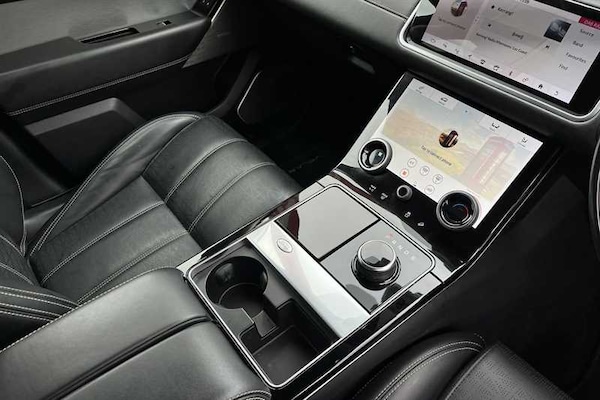 Used Land Rover Range Rover Velar 2018 for sale - 76204339: Photo 14