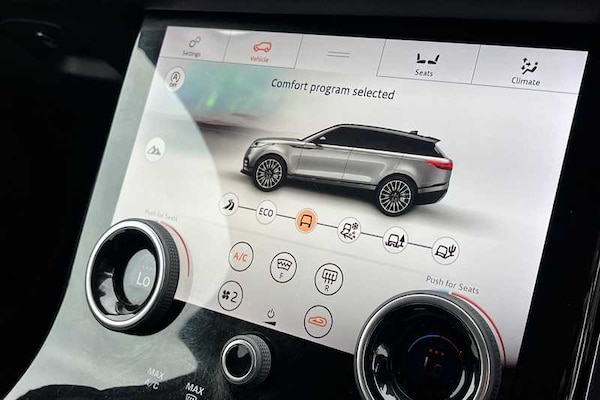 Used Land Rover Range Rover Velar 2018 for sale - 76204339: Photo 46