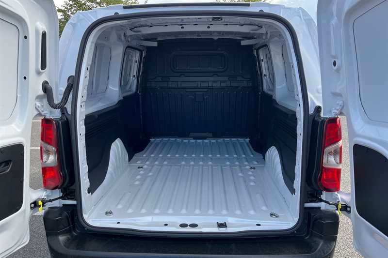 Used Vauxhall Combo 2024 for sale - 76530534: Photo 25