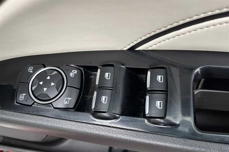 Used Ford Mondeo 2016 for sale - 77430587: Photo 16