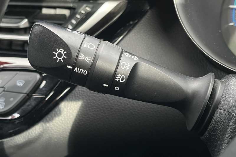 Used Toyota C-HR for sale - 77863815: Photo 41