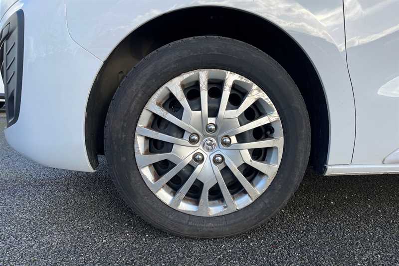 Used Vauxhall Vivaro 2024 for sale - 76956499: Photo 9