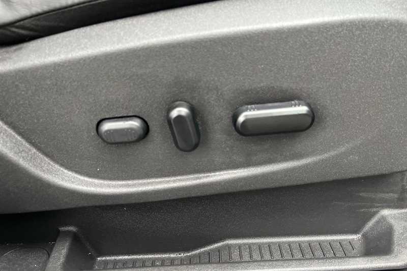 Used Ford Kuga 2019 for sale - 76956640: Photo 26