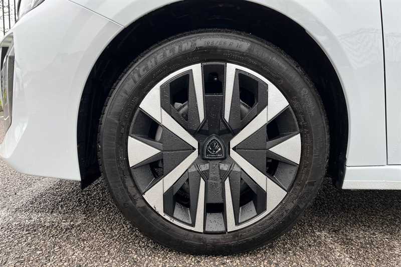 Used Peugeot 208 2025 for sale - 76844428: Photo 9