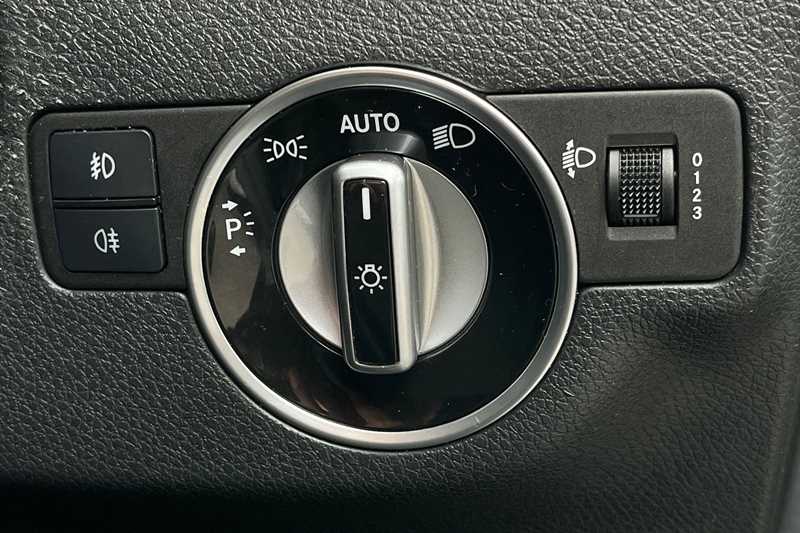 Used Mercedes-Benz GLA 2017 for sale - 76443153: Photo 44