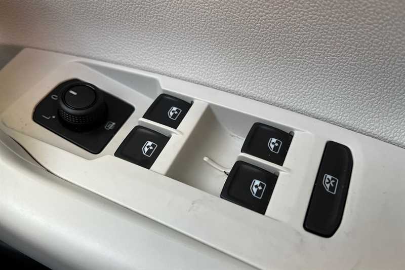 Used Volkswagen Polo 2020 for sale - 77741987: Photo 16